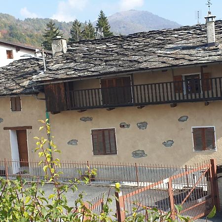 Bed and Breakfast Antica Casa Occitana à Sampeire Extérieur photo