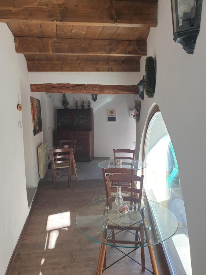 Bed and Breakfast Antica Casa Occitana à Sampeire Extérieur photo