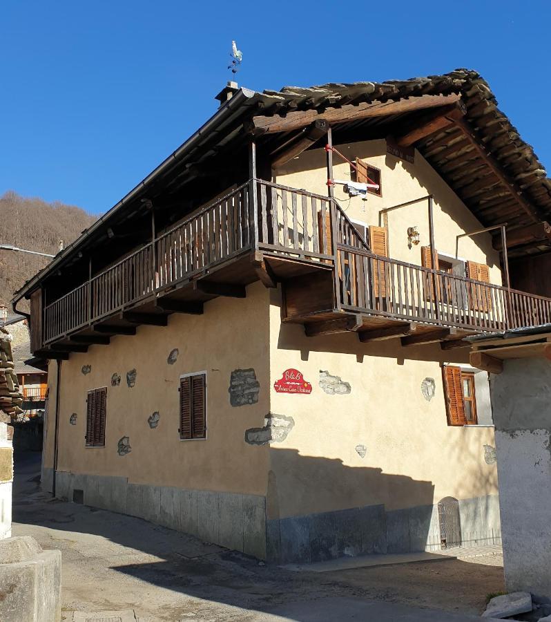 Bed and Breakfast Antica Casa Occitana à Sampeire Extérieur photo